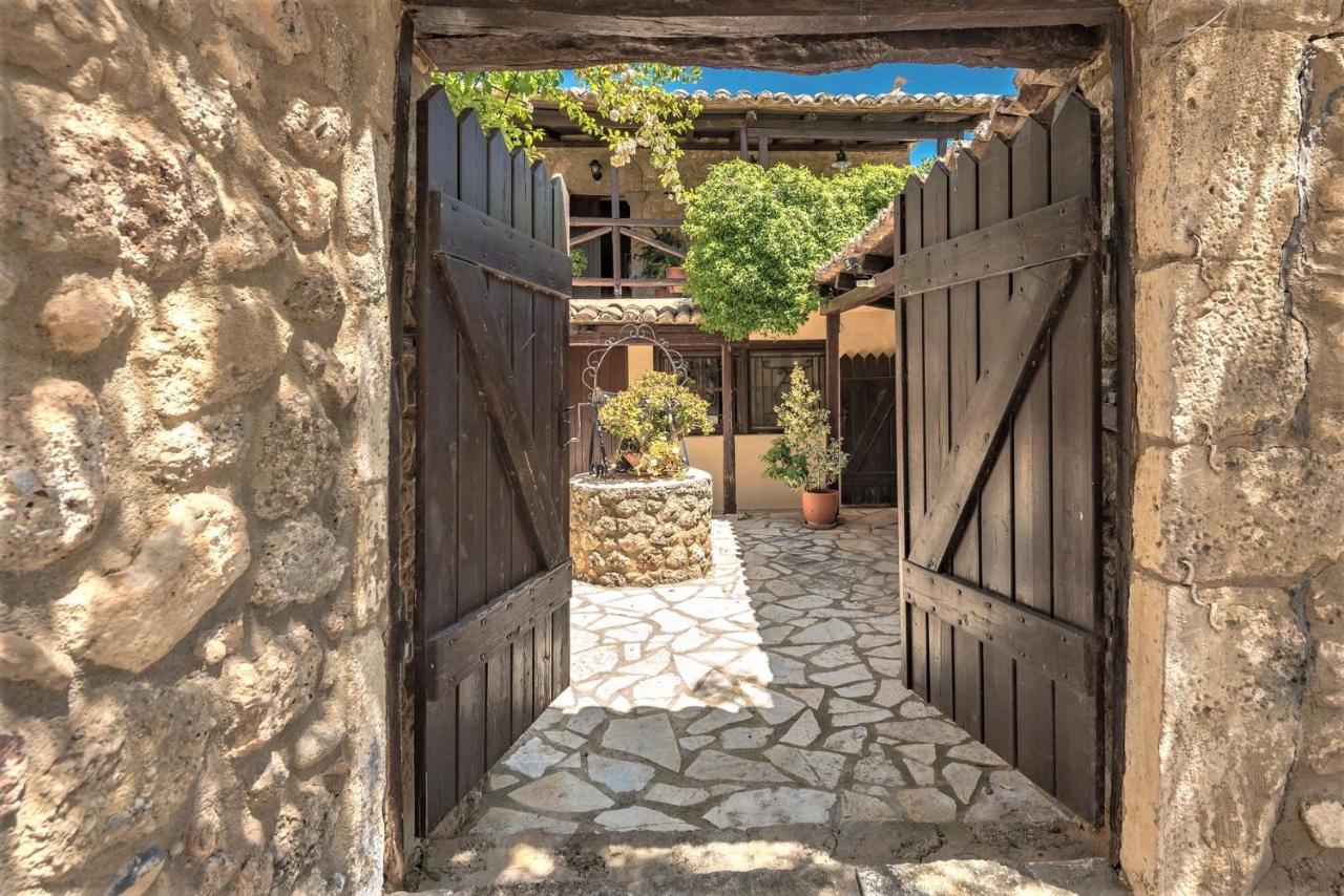 Ampelos Estate Akrata Extérieur photo